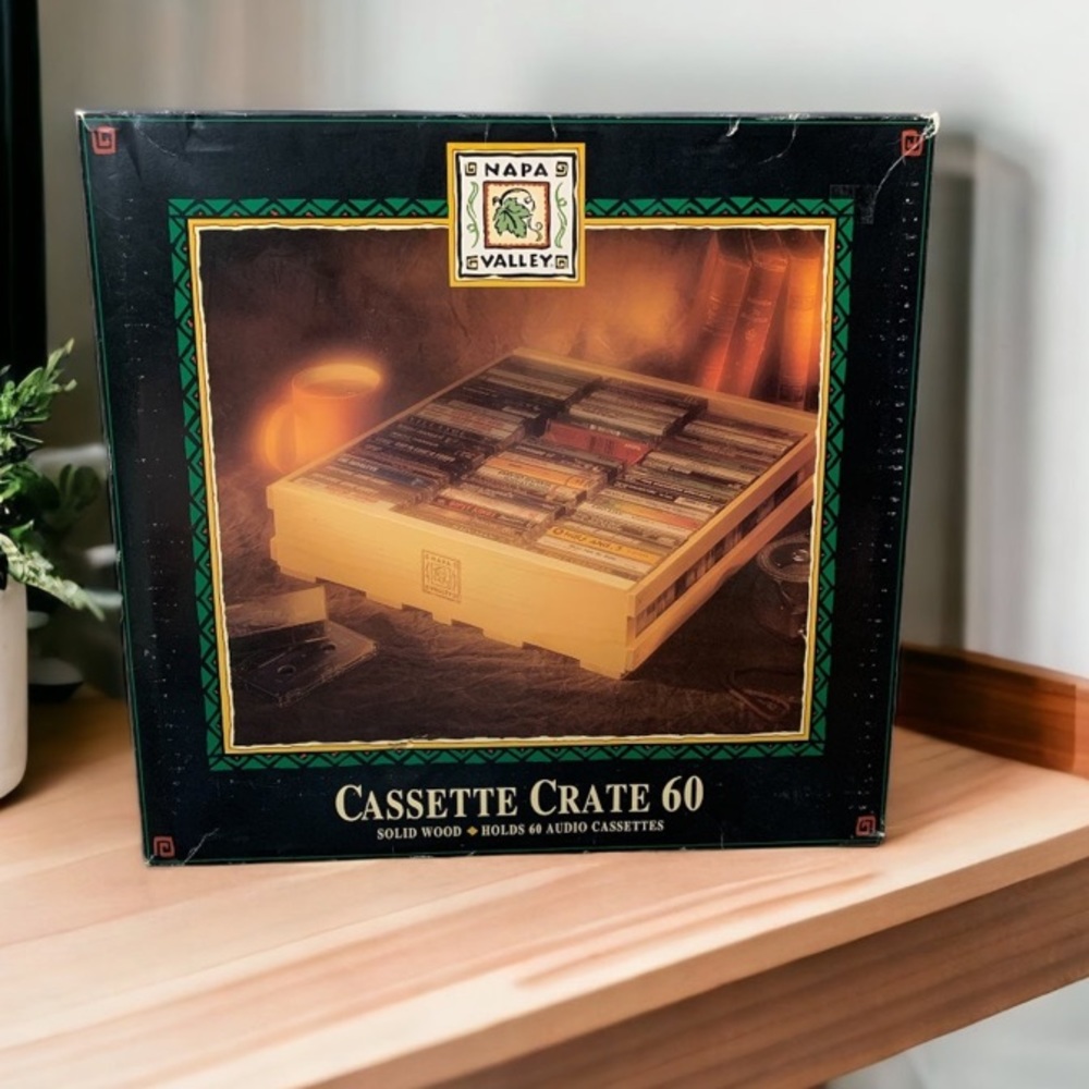 Napa Valley Cassettte Tape Crate hold 60 cassettes solid Pine wood vintage